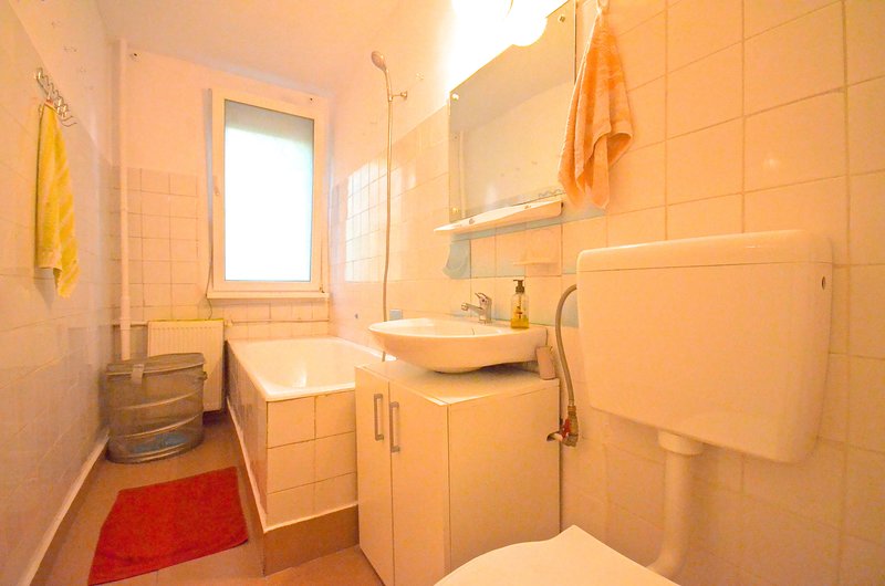 Berceni, Carrefour Huedin